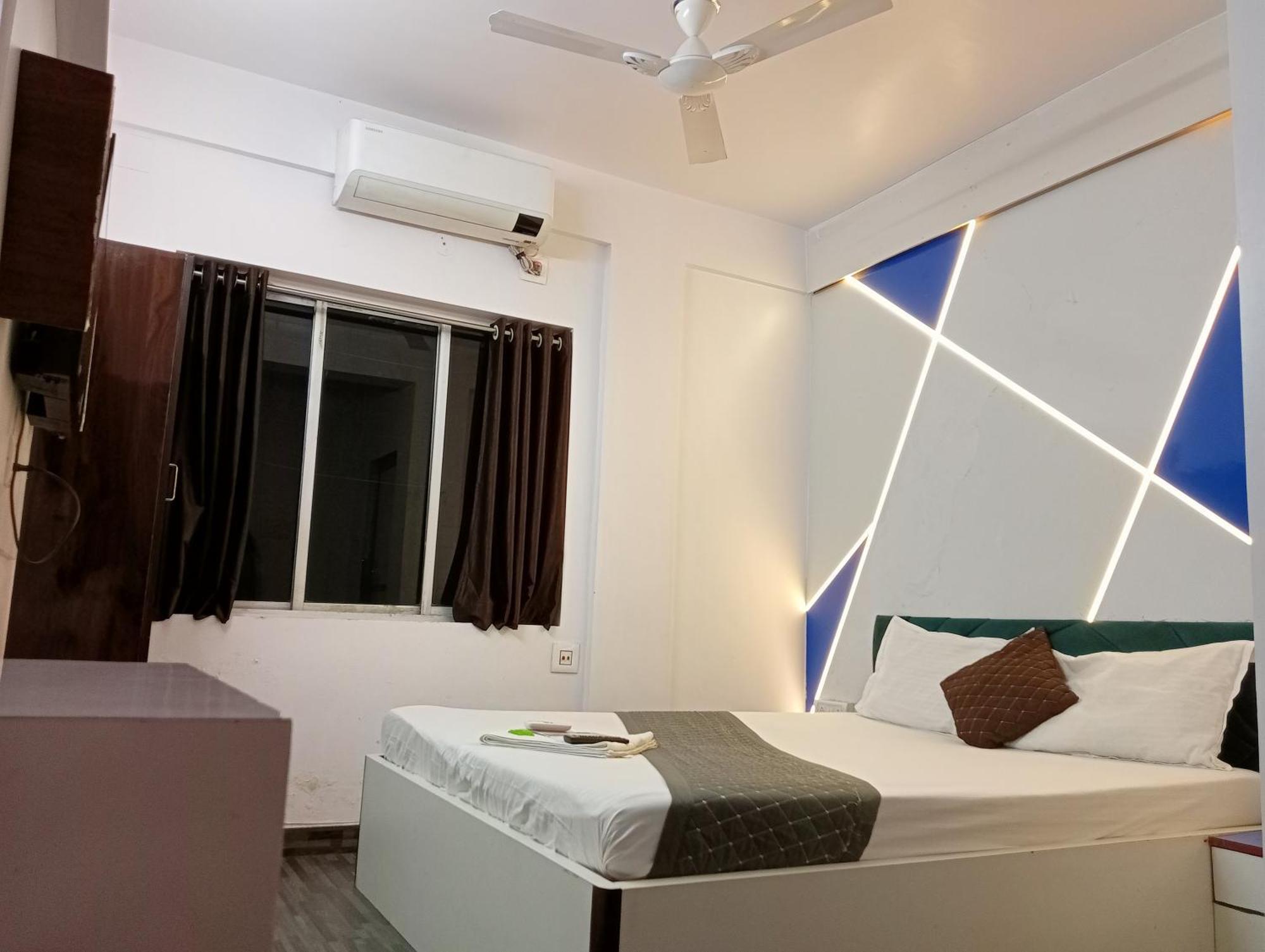 Hotel Green Leaf Kalküta Dış mekan fotoğraf